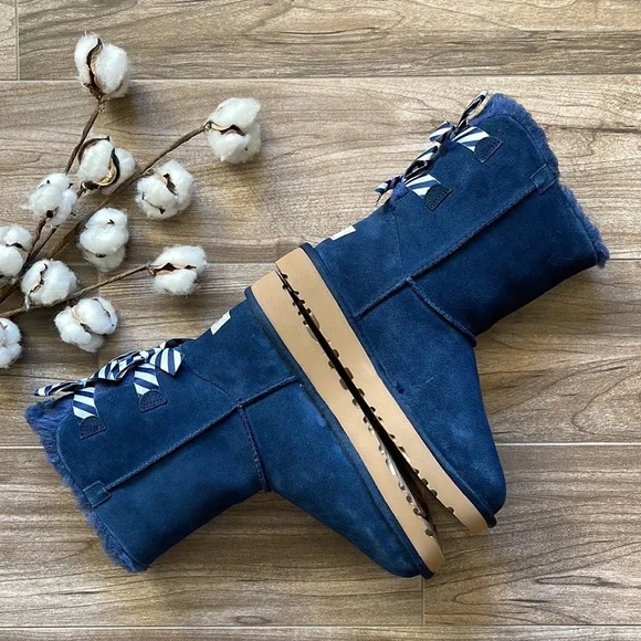 🌿UGG- W BAILEY BOW DIAGONAL STRIPES BOOTS🌿 - Picture 9 of 14